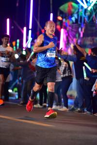 BIB: 41077, 107
                            <button type="button" onclick="openModal(20530566)" class="btn btn-primary btn-sm float-right btn-popup" data-toggle="modal" data-target=".modal-high-quality">
                        <i class="fas fa-shopping-cart"></i> Add to Cart
                    </button>
                                            <button type="button" onclick="isThisMe(20530566, true)" class="btn btn-success btn-sm float-right btn-popup btn-isme hidden" data-toggle="tooltip" data-placement="bottom" title="นี่คือรูปของคุณใช่ไหม คลิกที่นี่เพื่อเอาเข้าอัลบั้ม">
                        <i class="fas fa-plus"></i> Add to album
                    </button>
                    <button type="button" onclick="isThisMe(20530566, false)" class="btn btn-warning btn-sm float-right btn-popup btn-isnotme hidden">
                        <i class="fas fa-ban"></i> Remove from album
                    </button>